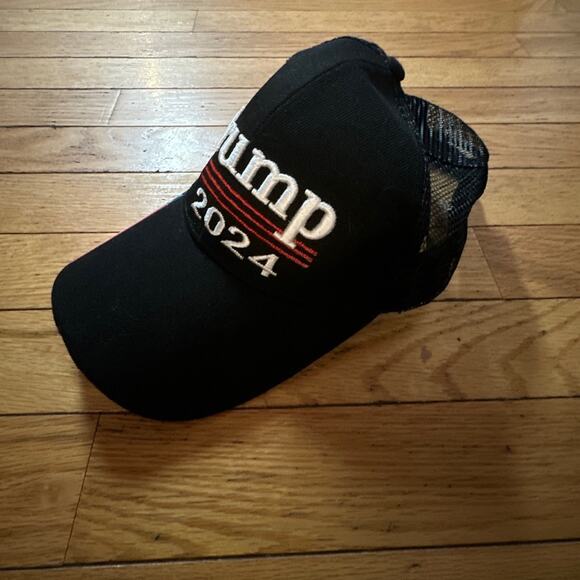 Trump 2024 Black Trucker Snapback Hat Cap - Picture 5 of 5